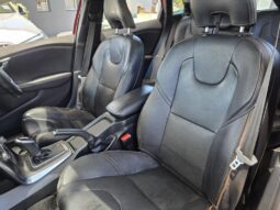 
										2015 VOLVO V40 CC D4 INSCRIPTION full									