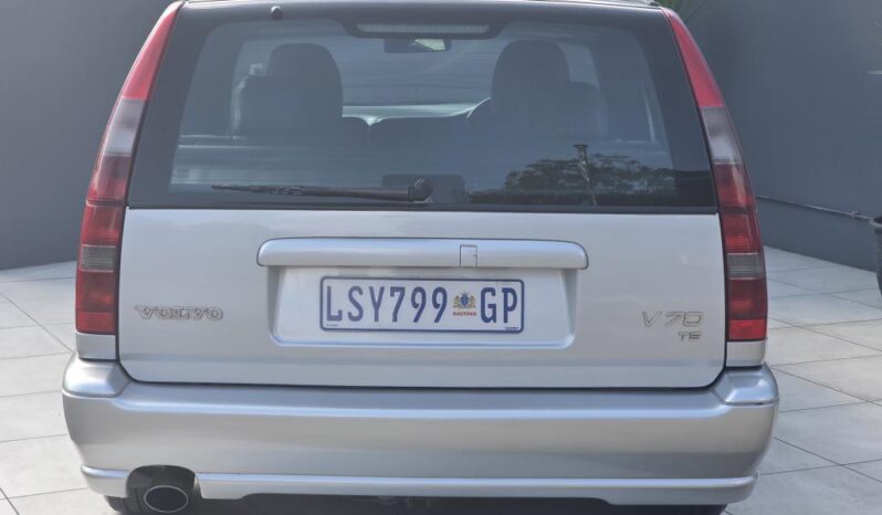 
								1999 VOLVO V70 T5 AUTO full									