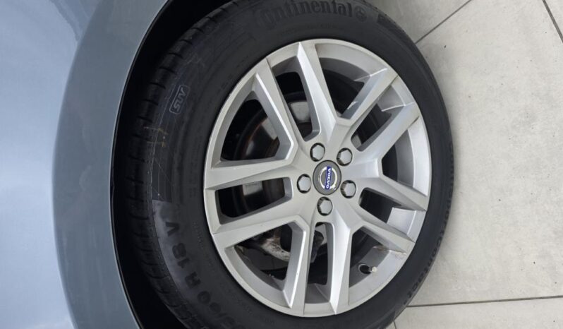
								2017VOLVO V60 T3 INSCRIPTION full									