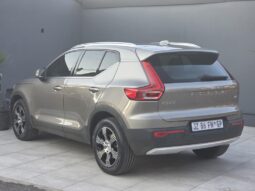 
										2021 VOLVO XC40 T4 INSCRIPTION full									