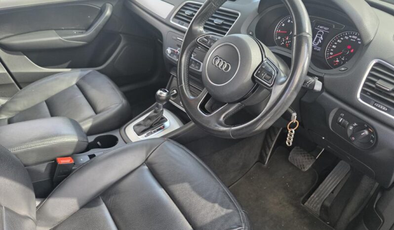 
								2015 AUDI Q3 1.4TFSI  S-TRONIC full									