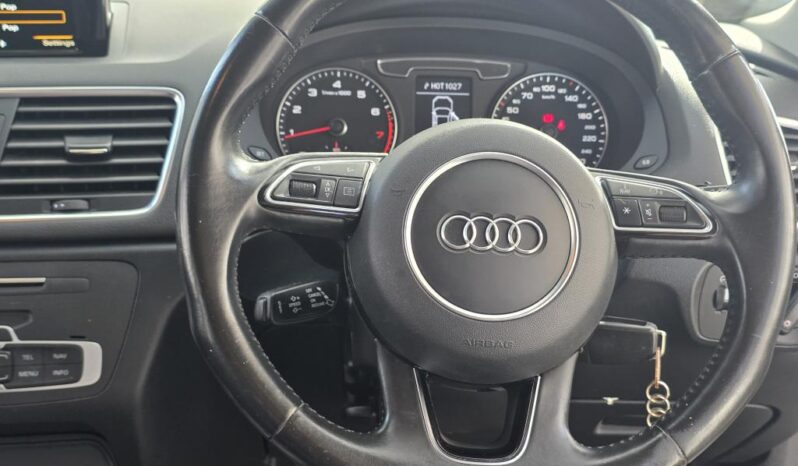 
								2015 AUDI Q3 1.4TFSI  S-TRONIC full									