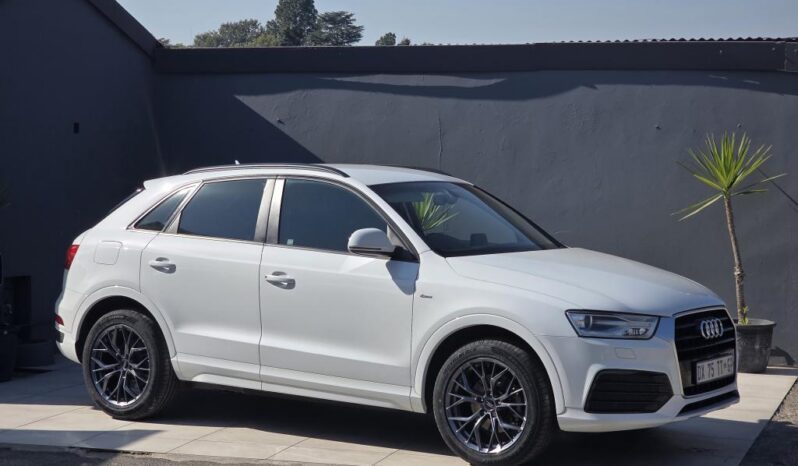 
								2015 AUDI Q3 1.4TFSI  S-TRONIC full									