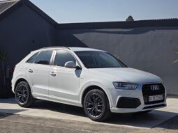 
										2015 AUDI Q3 1.4TFSI  S-TRONIC full									