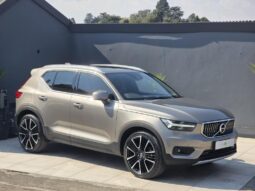 2021 VOLVO XC40 T4 INSCRIPTION