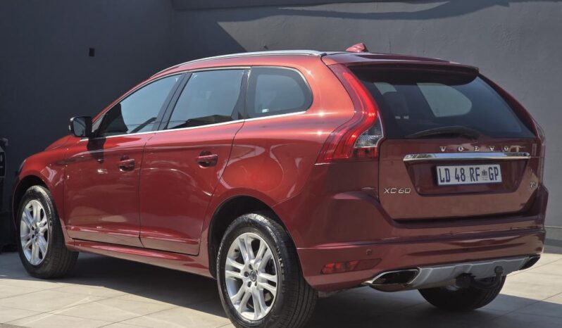 
								2014 VOLVO XC60 T5 DRIVE-E GEARTRONIC full									