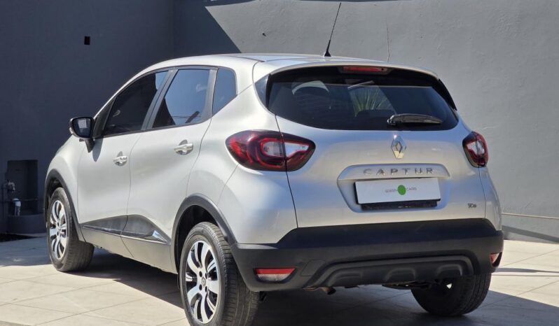 
								2020 RENAULT CAPTUR BLAZE full									