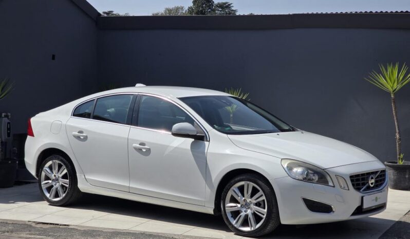 
								2013 VOLVO S60 T4 AUTO full									